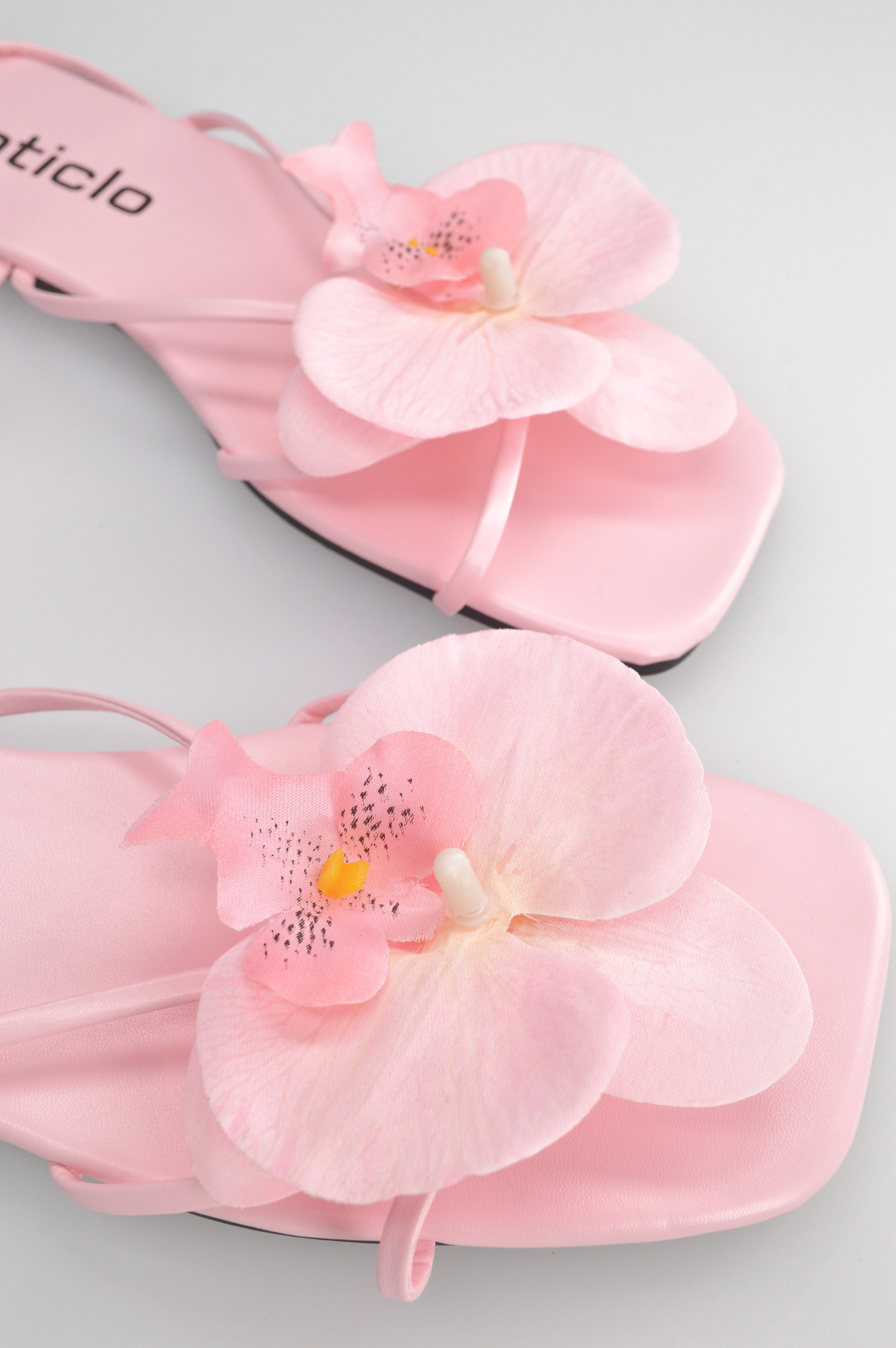 GINA - sandali flat rosa con fiore decorativo - Image 3