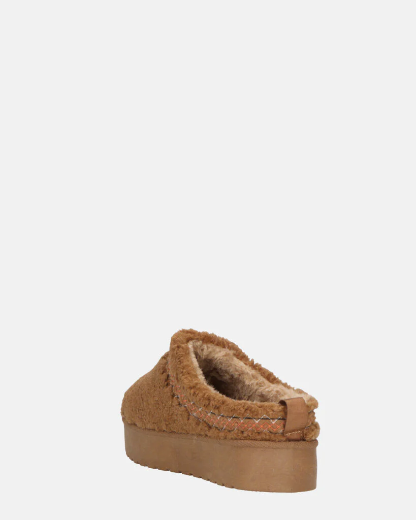 SHIGE - pantofole platform marroni con ricami - Image 12